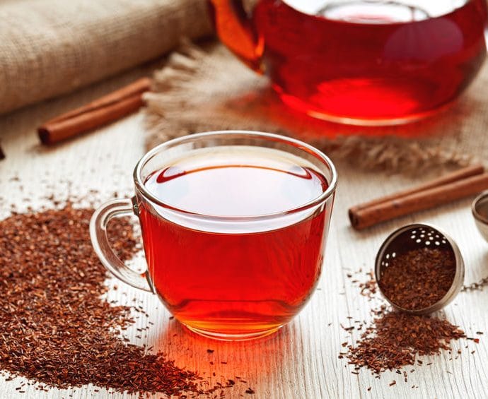 Herbata Rooibos – właściwości, działanie i odchudzanie